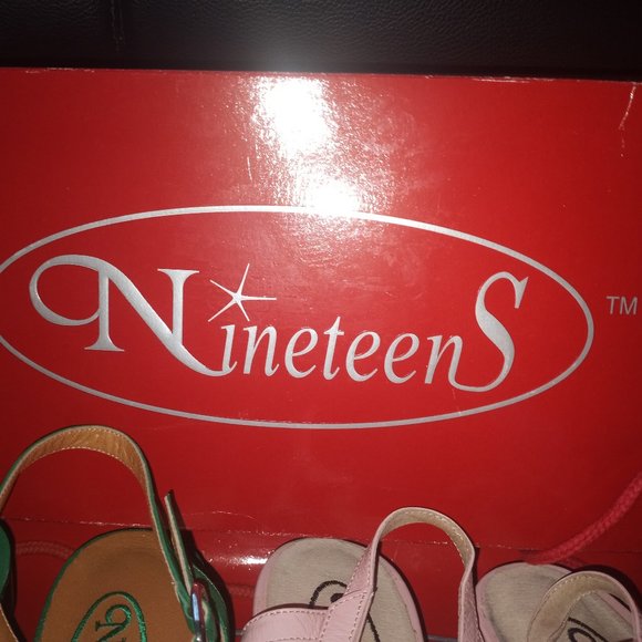 Nineteens - Picture 1 of 13